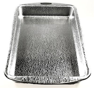 Doughmakers 9x13 Cake Pan top view