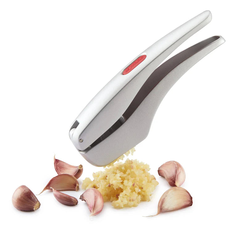 Zyliss Susi 3 Garlic Press with cloves are garlic and grated garlic