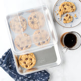 Nordic Ware Quarter Sheet w/lid