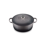 Le Creuset 7.25 Qt Signature Round Dutch Oven