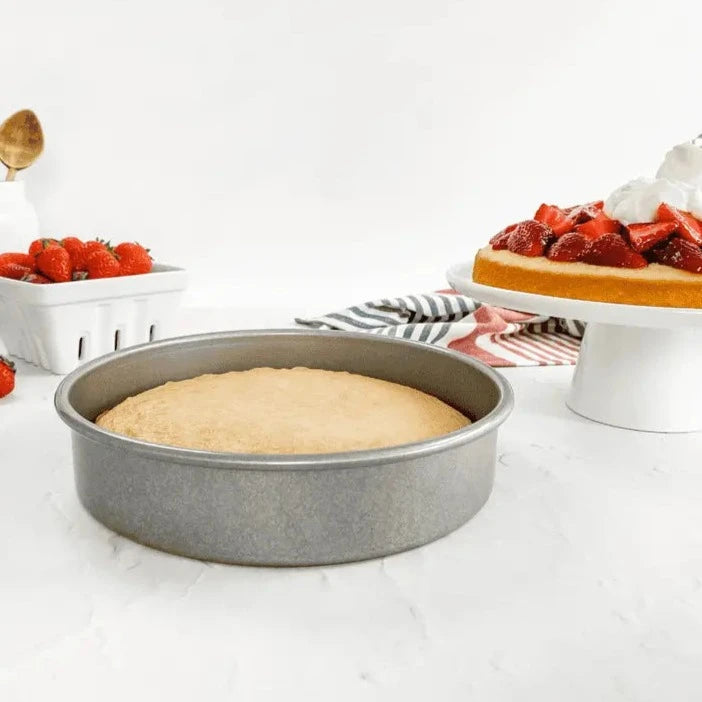USA 10 inch round cake pan with strawberry cake