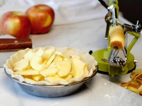 RSVP Peeling Machine with Apple Pie