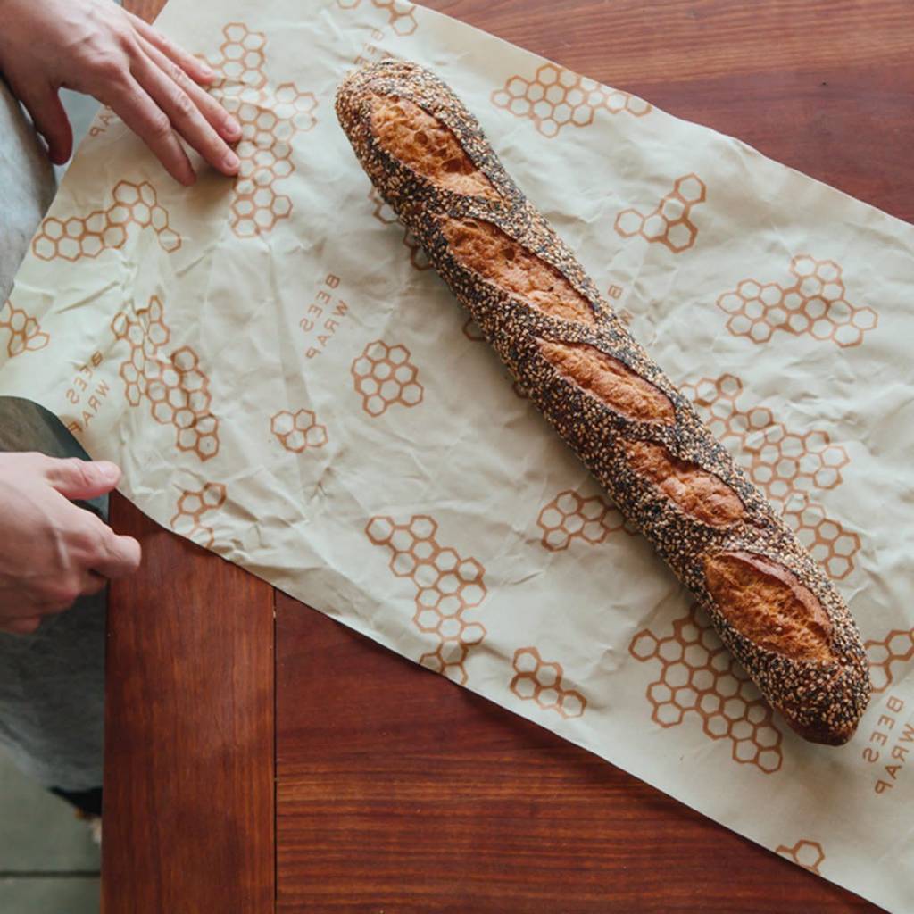 Bees Wrap Baguette with a baguette on the bees wrap