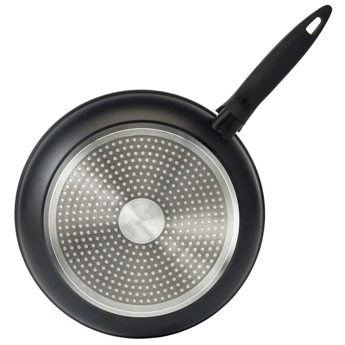 Bottom of  Zyliss 9.5" Forged Aluminum Frying Pan
