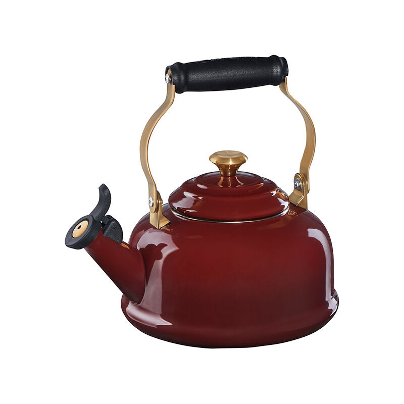 Le Creuset Classic Whistling Tea Kettle 1.7 Qt