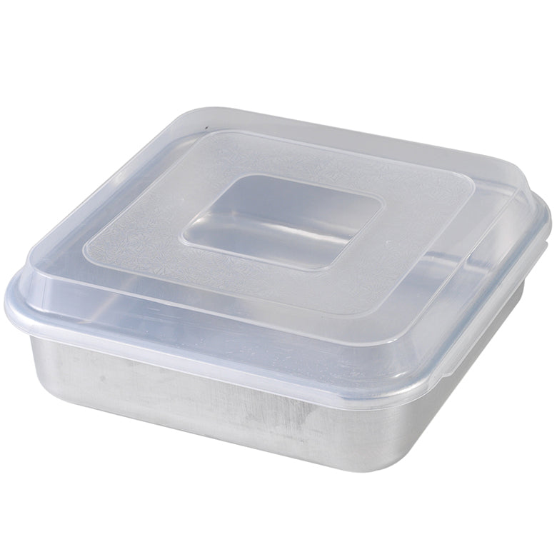 Nordic Ware Square  9x9 Cake Pan with Lid