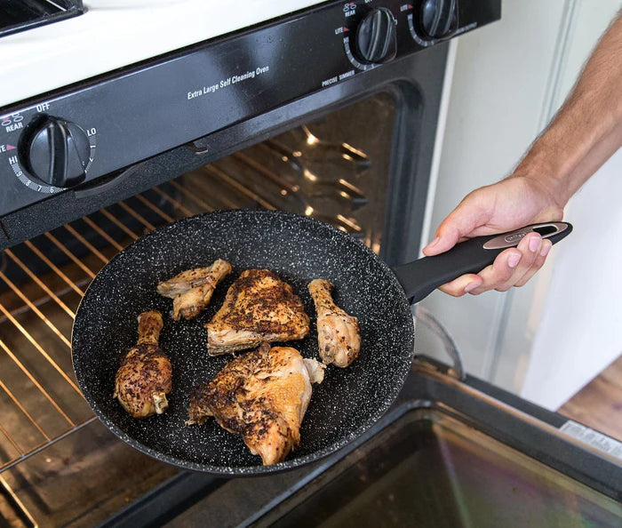 Using the Zyliss 9.5 pan with chicken in the oven 